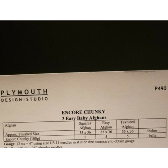 New Plymouth Yarn Encore Chunky 3 Easy Baby Afghans Throws Knitting Pattern P490 - Picture 3 of 3